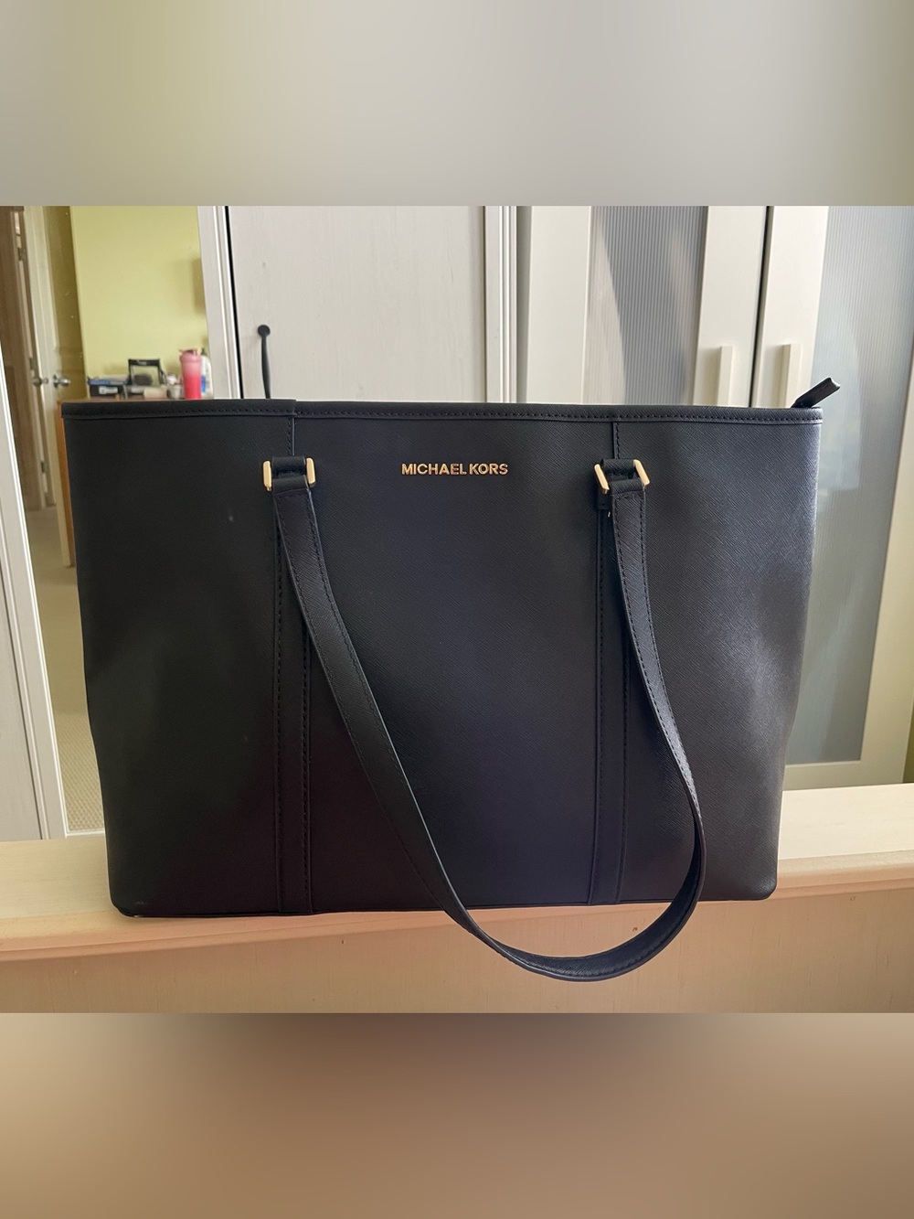 michael kors black leather tote